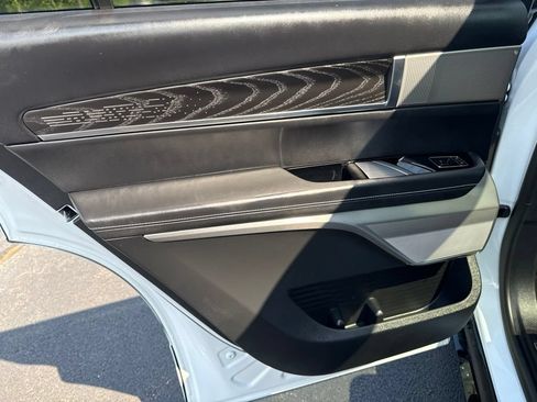Used 2026 Cadillac Vistiq Platinum w/ LPO, Floor Liner Package AWD/4WD image 34