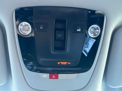 Used 2024 Kia Seltos EX AWD/4WD image 65