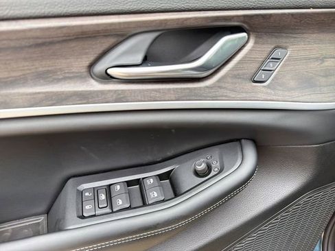 New 2026 Jeep Grand Cherokee L Limited AWD/4WD image 20