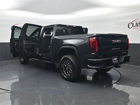 Used 2024 GMC Sierra 1500 AT4X image 34