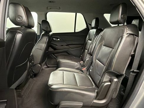 Used 2018 Chevrolet Traverse LT FWD image 33