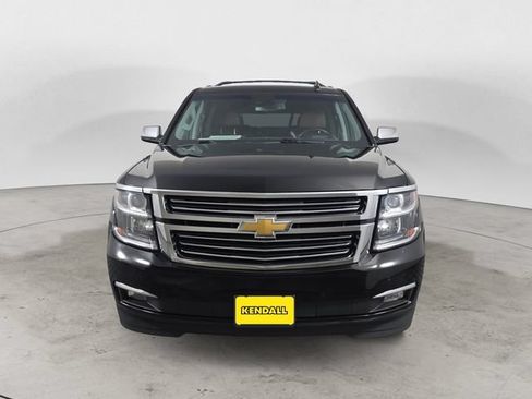 Used 2019 Chevrolet Suburban Premier w/ Premier Plus Edition AWD/4WD image 8