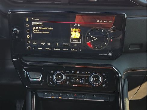 Used 2025 GMC Sierra 1500 AT4 w/ AT4 Premium Package image 12