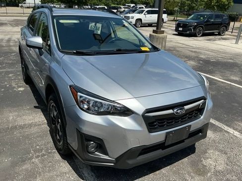 Used 2019 Subaru Crosstrek 2.0i Premium w/ Eyesight System AWD/4WD image 3