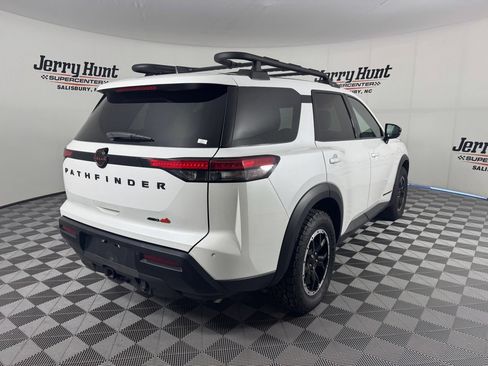 Used 2026 Nissan Pathfinder Rock Creek AWD/4WD image 6