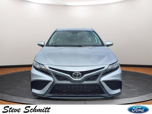Used 2023 Toyota Camry SE w/ Convenience Package FWD image 29
