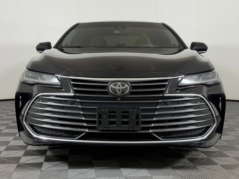 Used 2019 Toyota Avalon Limited w/ Advanced Safety Package image 6