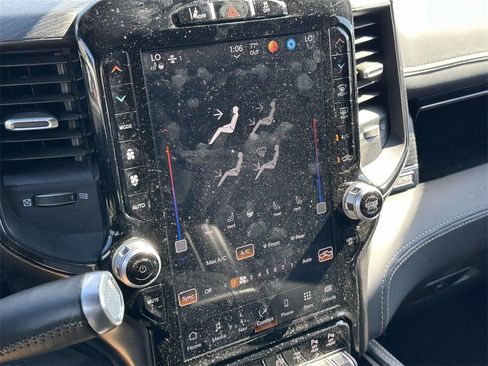 Used 2024 RAM 2500 Limited image 31