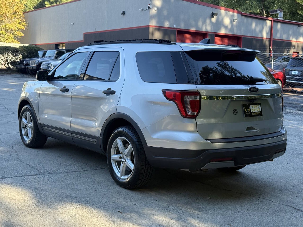 Used 2018 Ford Explorer FWD image 12