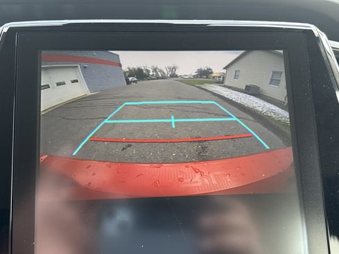 Used 2021 Toyota Prius Limited image 26