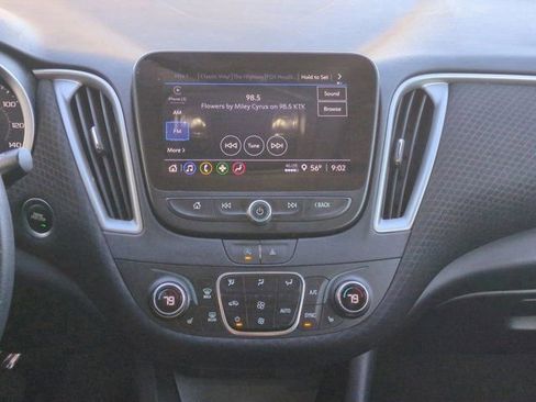 Used 2024 Chevrolet Malibu LT image 13