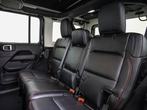 Used 2020 Jeep Wrangler Unlimited Rubicon image 25