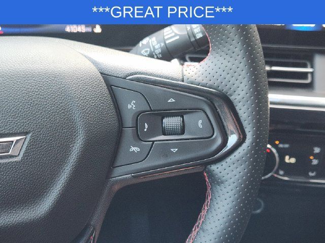 Used 2025 Chevrolet Trax RS w/ Driver Confidence Package FWD image 29
