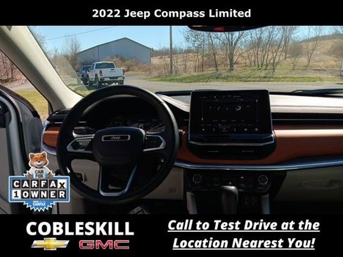 Used 2022 Jeep Compass Limited AWD/4WD image 15