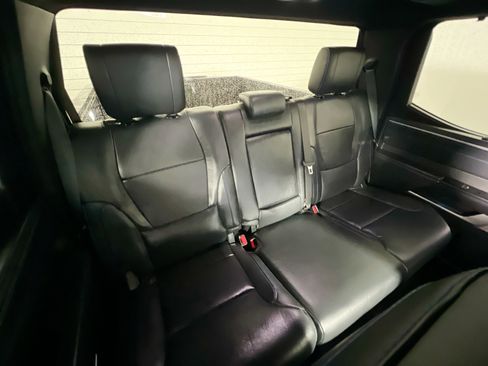 Used 2023 Toyota Tundra Platinum image 33