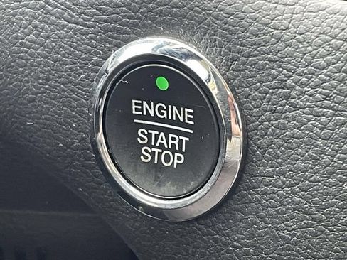 Certified 2017 Ford Edge Titanium w/ Technology Package FWD image 26