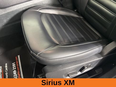 Used 2024 Ford Edge SEL image 10