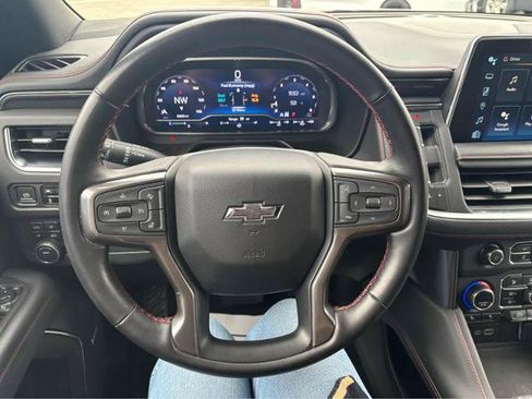 Used 2023 Chevrolet Suburban RST w/ Luxury Package AWD/4WD image 17