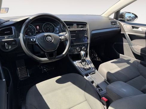 Used 2019 Volkswagen e-Golf SE w/ Driver Assistance Package FWD image 15