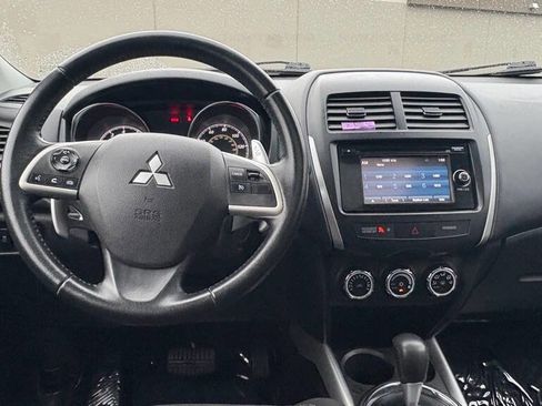 Used 2014 Mitsubishi Outlander Sport SE image 11