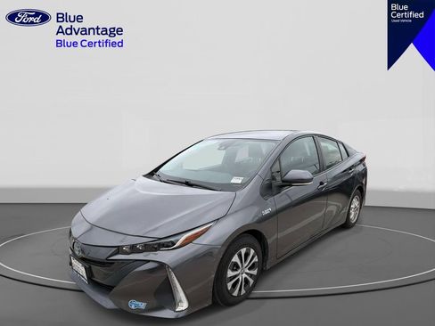 Used 2021 Toyota Prius Prime XLE w/ Carpet Mat Package (TMS) FWD image 1