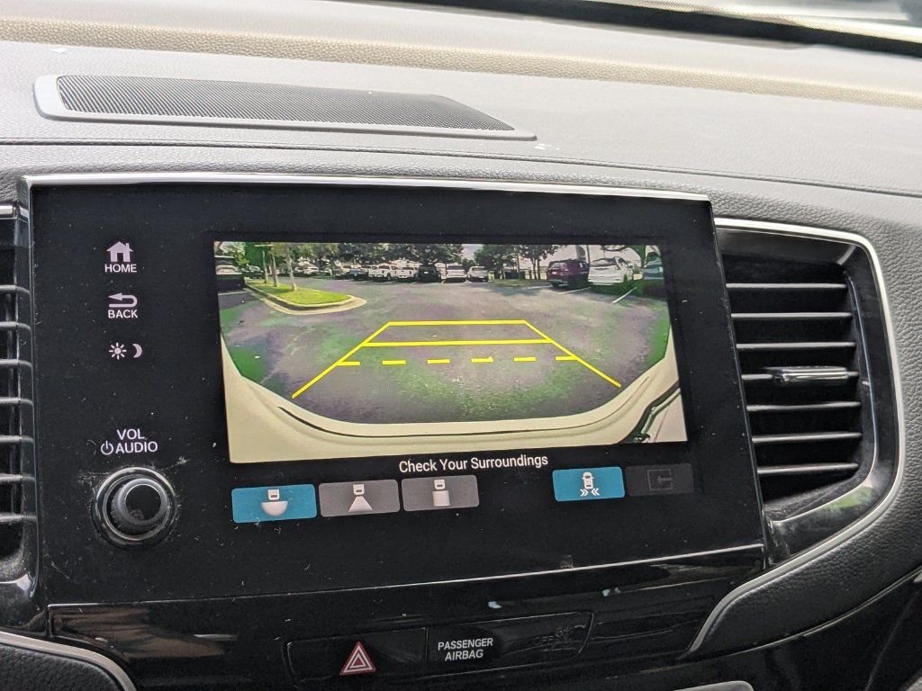 Used 2019 Honda Pilot Touring image 21
