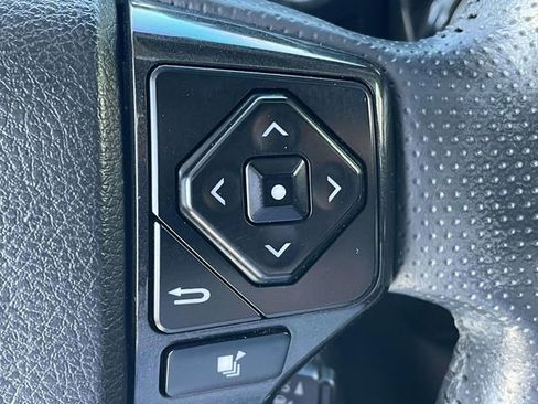 Used 2023 Toyota 4Runner TRD Off-Road Premium w/ Moonroof Package AWD/4WD image 30