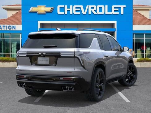New 2026 Chevrolet Traverse RS w/ LPO, Floor Liner Package image 4