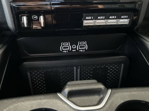 Used 2025 RAM 3500 Laramie image 26