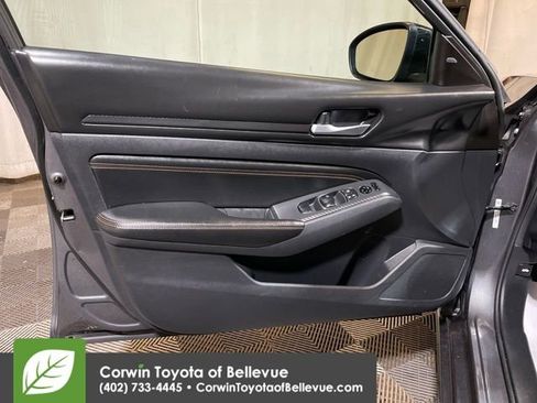 Used 2021 Nissan Altima 2.0 SR image 25