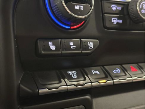 Certified 2022 Chevrolet Silverado 2500 High Country w/ Z71 Off-Road Package image 42