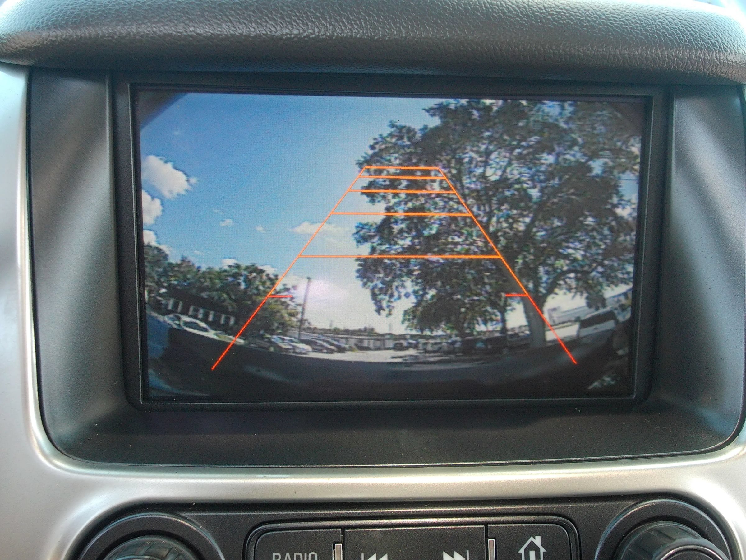 Used 2015 Chevrolet Suburban LTZ RWD image 27
