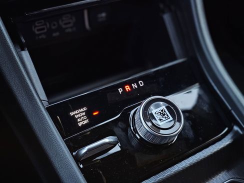 New 2026 Jeep Grand Cherokee L Limited image 14