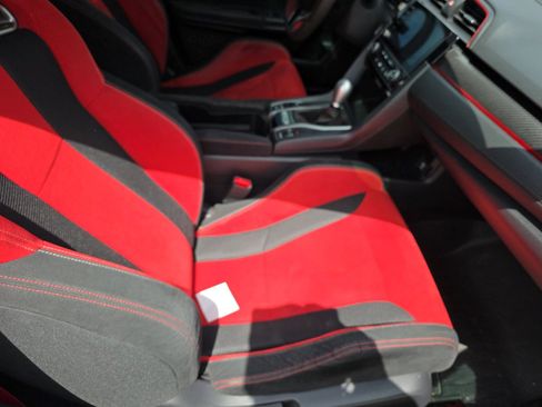 Used 2021 Honda Civic Type R image 8