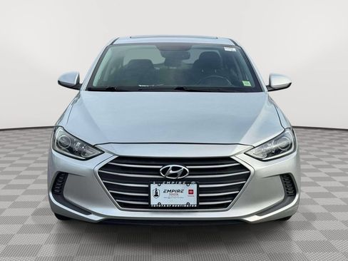 Used 2018 Hyundai Elantra Value Edition FWD image 2