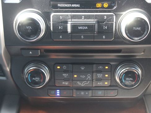 Used 2017 Ford F350 King Ranch w/ Chrome Package AWD/4WD image 42