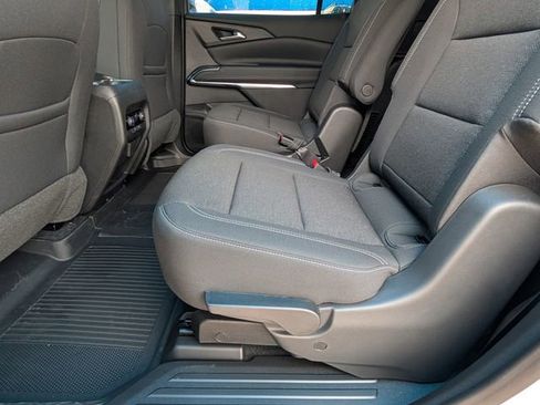 New 2026 Chevrolet Traverse LT w/ Driver Confidence Package FWD image 7
