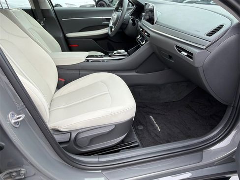 Used 2023 Hyundai Sonata SEL image 13