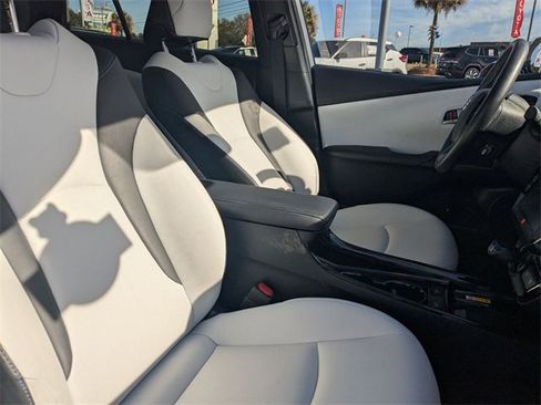 Used 2019 Toyota Prius Limited image 36