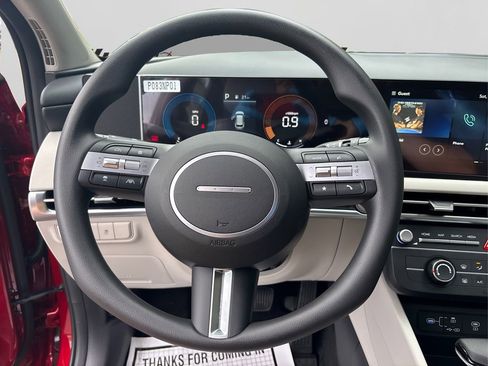 New 2025 Hyundai Tucson SE image 22