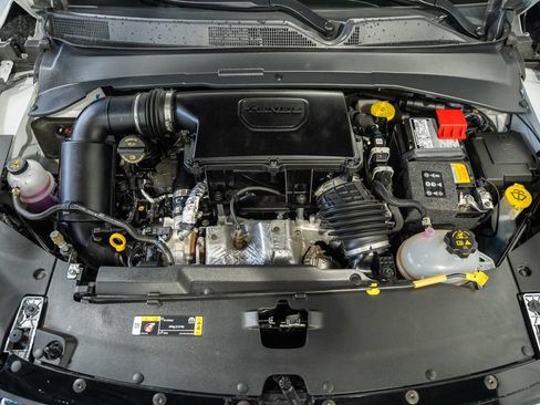 Certified 2025 Jeep Compass Limited AWD/4WD image 19