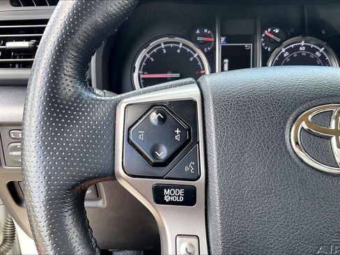 Used 2024 Toyota 4Runner Limited RWD image 21