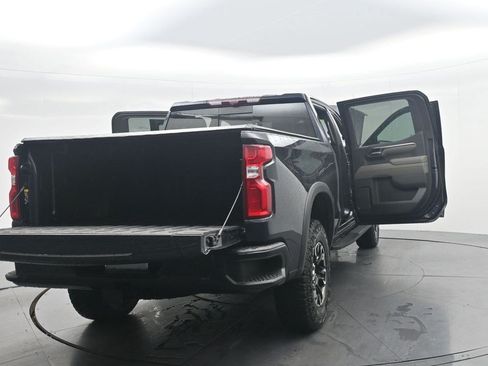 Used 2024 Chevrolet Silverado 1500 ZR2 w/ Technology Package AWD/4WD image 43