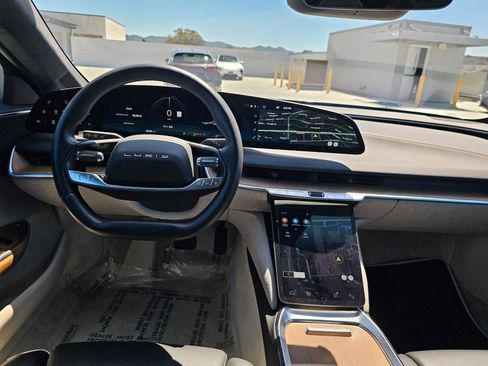 Used 2025 Lucid Air Touring AWD/4WD image 18