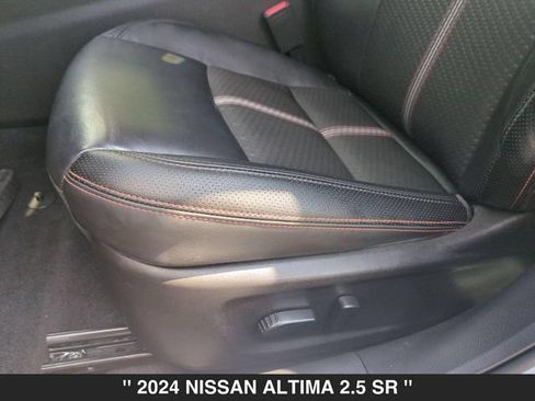 Used 2024 Nissan Altima 2.5 SR AWD/4WD image 15