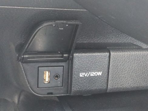 Used 2018 Toyota Camry XLE FWD image 20