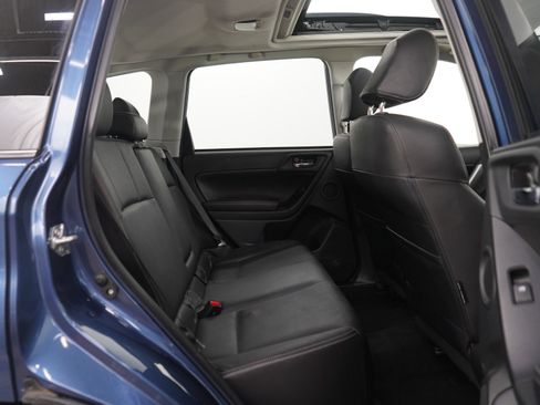 Used 2014 Subaru Forester 2.0XT Touring w/ Popular Package #2 image 12