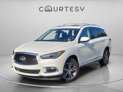 Used 2019 INFINITI QX60 Luxe w/ Essential Package