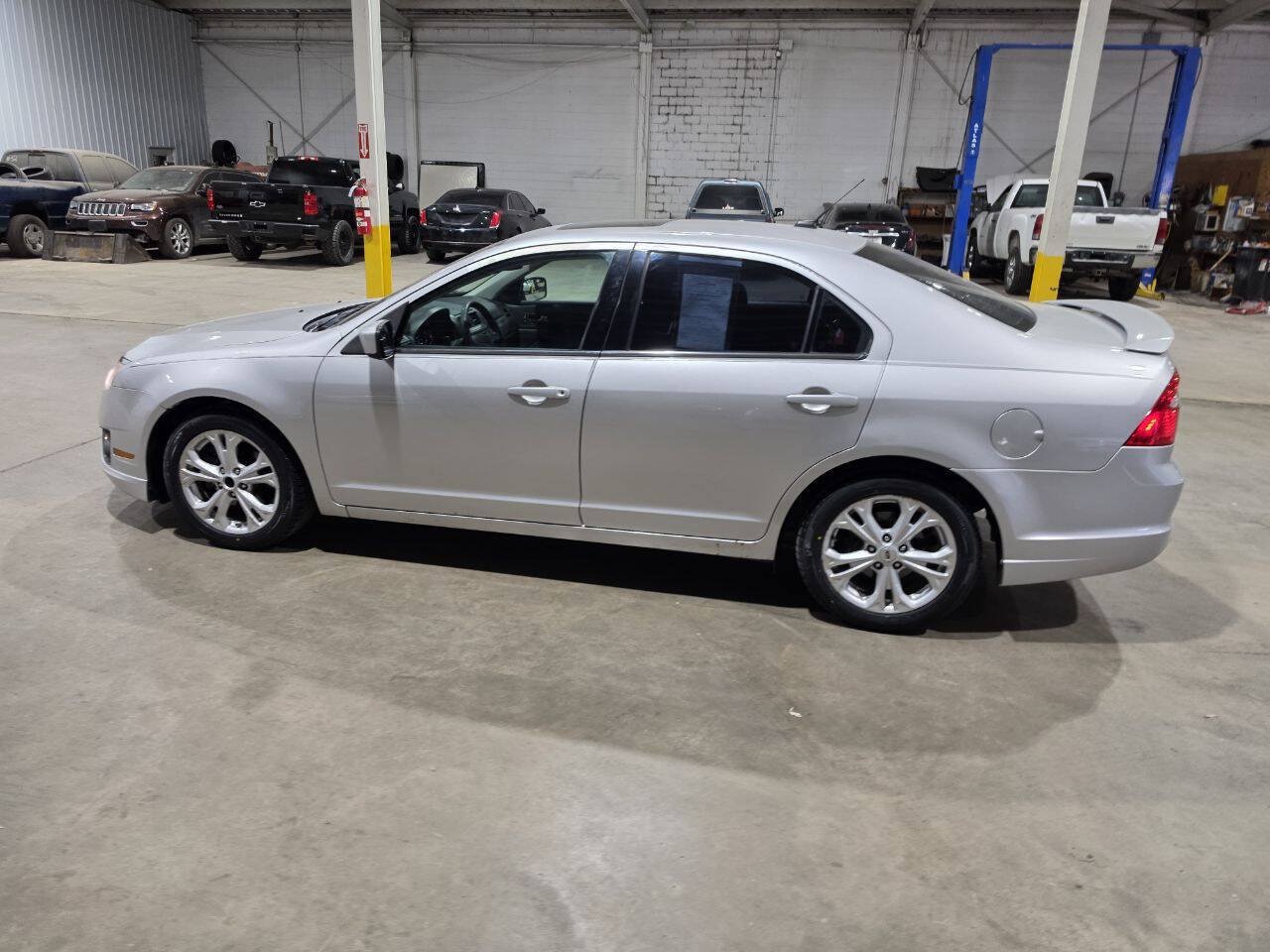 Used 2012 Ford Fusion SE FWD image 6