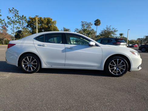 Used 2019 Acura TLX V6 image 3